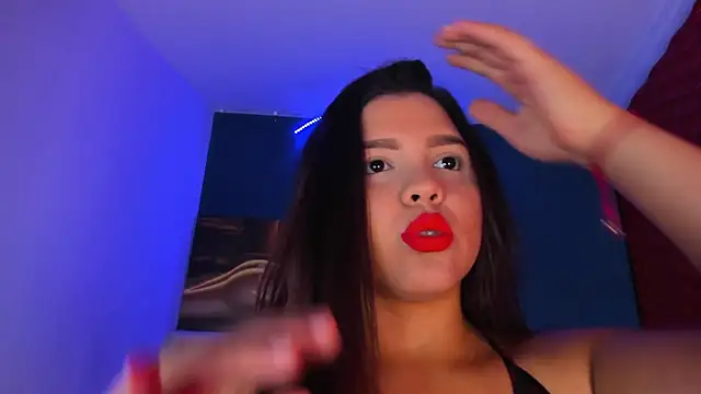 Snapshot of Elsalombardi_ chatting on March 7, 2025, 10:35 am Elsalombardi  online show from March 7, 2025, 10:35 am