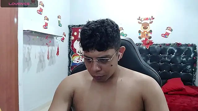 Snapshot of Wiiliam_20 chatting on January 28, 2025, 3:35 pm Wiiliam 20 online show from January 28, 2025, 3:35 pm