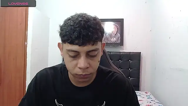 Snapshot of Wiiliam_20 chatting on February 11, 2025, 12:05 pm Wiiliam 20 online show from February 11, 2025, 12:05 pm