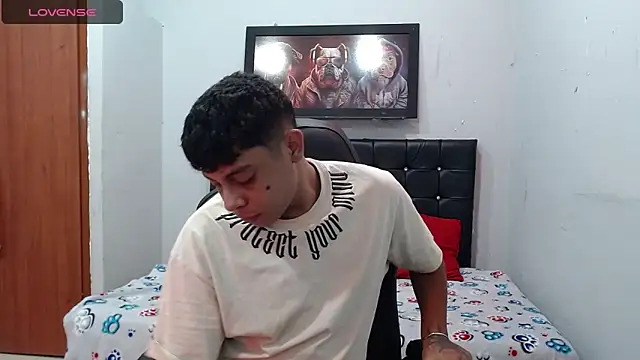 Snapshot of Wiiliam_20 chatting on February 12, 2025, 3:27 pm Wiiliam 20 online show from February 12, 2025, 3:27 pm