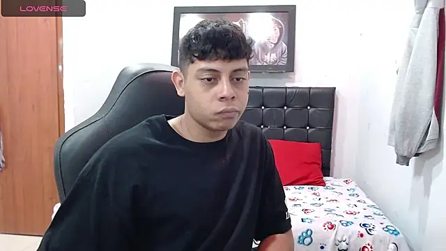 Snapshot of Wiiliam_20 chatting on February 14, 2025, 3:15 pm Wiiliam 20 online show from February 14, 2025, 3:15 pm