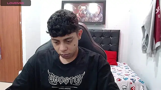 Snapshot of Wiiliam_20 chatting on February 17, 2025, 3:53 pm Wiiliam 20 online show from February 17, 2025, 3:53 pm