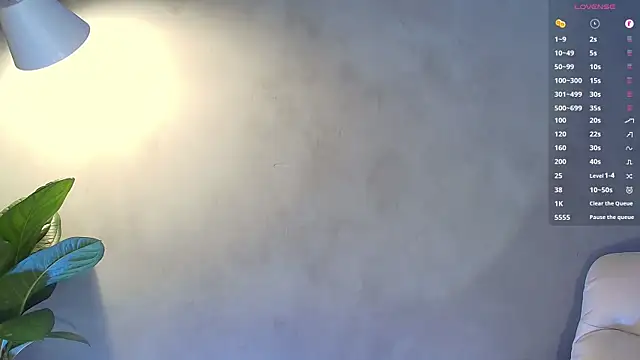 Snapshot of Valentinoford chatting on February 20, 2025, 2:29 am Valentinoford online show from February 20, 2025, 2:29 am