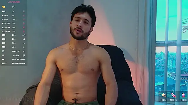 Snapshot of Valentinoford chatting on March 18, 2025, 10:58 pm Valentinoford online show from March 18, 2025, 10:58 pm