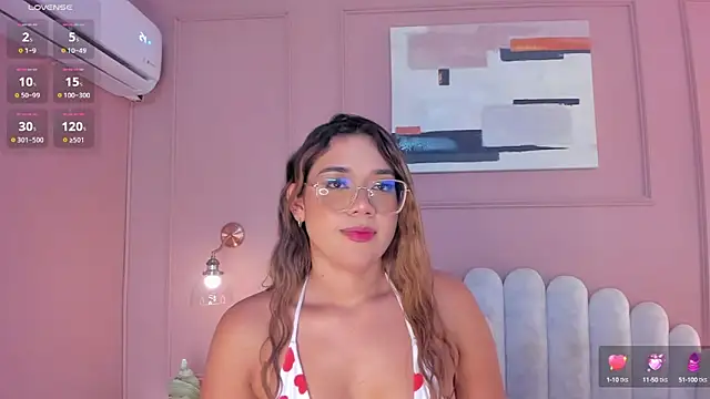 Snapshot of mara_brooks chatting on March 20, 2025, 10:18 pm mara brooks online show from March 20, 2025, 10:18 pm