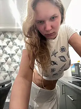 Snapshot of Ketitull chatting on September 23, 2025, 6:16 am Ketitull online show from September 23, 2025, 6:16 am