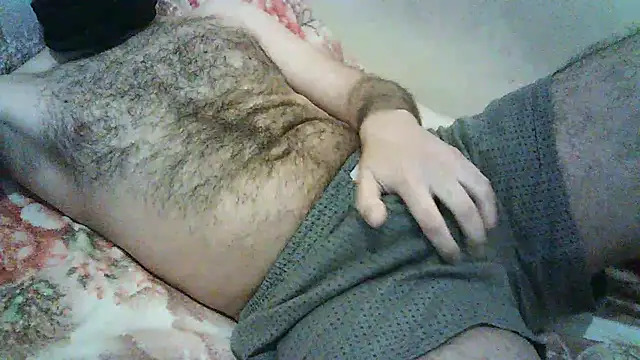 Snapshot of Hairyarabguy chatting on February 3, 2025, 6:28 pm Hairyarabguy online show from February 3, 2025, 6:28 pm