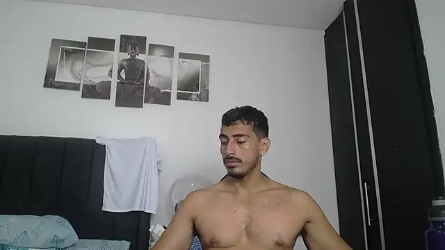 Snapshot of muscle_ares chatting on March 10, 2025, 12:37 pm muscle ares online show from March 10, 2025, 12:37 pm