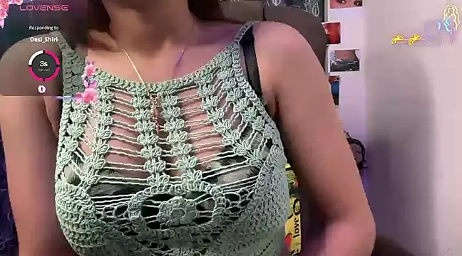 Snapshot of Royal_girl_1 chatting on December 28, 2024, 4:30 pm Royal girl 1 online show from December 28, 2024, 4:30 pm