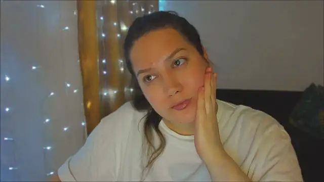 Snapshot of _madalexa_ chatting on September 19, 2025, 10:43 pm  madalexa  online show from September 19, 2025, 10:43 pm