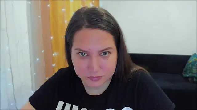 Snapshot of _madalexa_ chatting on October 14, 2025, 1:34 pm  madalexa  online show from October 14, 2025, 1:34 pm