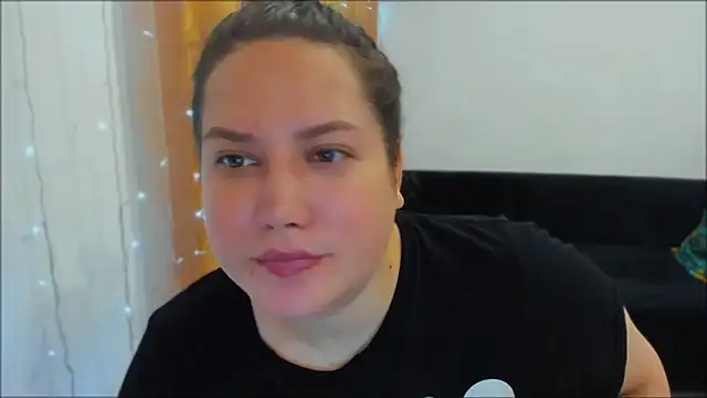 Snapshot of _madalexa_ chatting on October 15, 2025, 7:47 pm  madalexa  online show from October 15, 2025, 7:47 pm