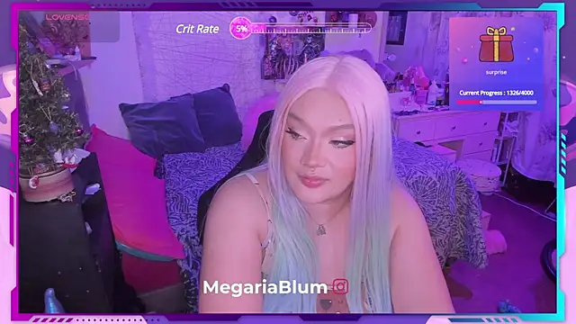 Snapshot of MegariaB chatting on December 12, 2024, 3:43 am MegariaB online show from December 12, 2024, 3:43 am