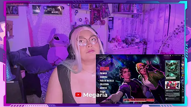 Snapshot of MegariaB chatting on January 2, 2025, 4:30 am MegariaB online show from January 2, 2025, 4:30 am