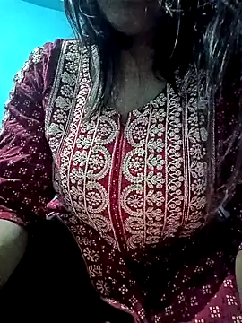 Snapshot of Dayna-36 chatting on February 7, 2025, 9:15 pm Dayna-36 online show from February 7, 2025, 9:15 pm