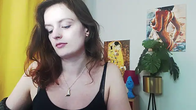 Snapshot of juicyNadine chatting on December 9, 2024, 12:30 pm juicyNadine online show from December 9, 2024, 12:30 pm