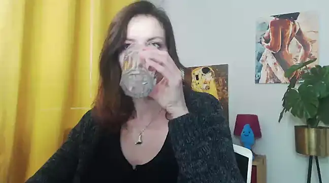 Snapshot of juicyNadine chatting on January 20, 2025, 12:39 pm juicyNadine online show from January 20, 2025, 12:39 pm