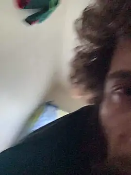 Snapshot of pantslesstraveler_plt chatting on October 30, 2025, 3:02 pm pantslesstraveler plt online show from October 30, 2025, 3:02 pm