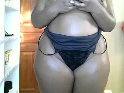 Snapshot of Princess_Halia chatting on March 18, 2025, 2:48 pm Princess Halia online show from March 18, 2025, 2:48 pm