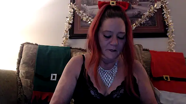 Snapshot of LexxiLeeds chatting on December 30, 2024, 12:43 am LexxiLeeds online show from December 30, 2024, 12:43 am