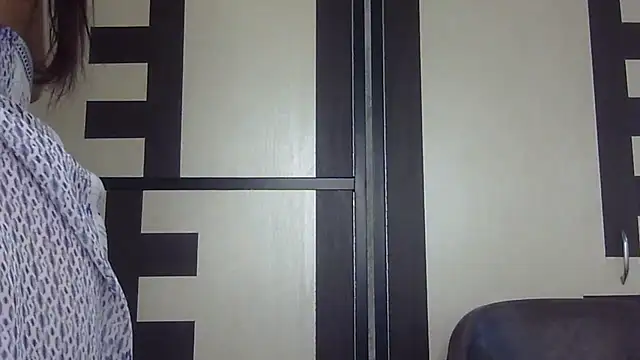 Snapshot of seema_raani chatting on October 1, 2025, 4:40 am seema raani online show from October 1, 2025, 4:40 am