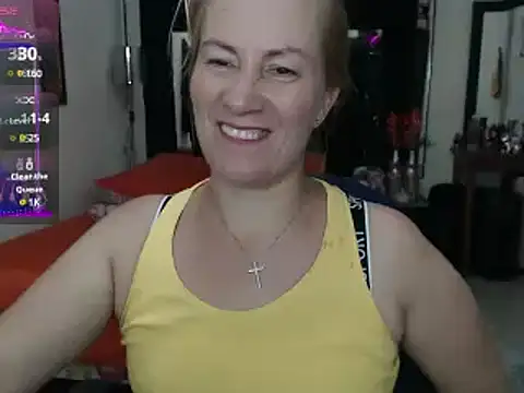 Snapshot of CATRINA-83 chatting on December 4, 2024, 12:19 am CATRINA-83 online show from December 4, 2024, 12:19 am