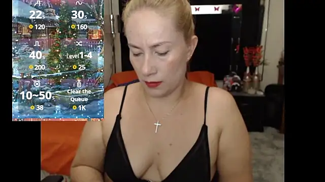 Snapshot of CATRINA-83 chatting on December 6, 2024, 7:01 pm CATRINA-83 online show from December 6, 2024, 7:01 pm