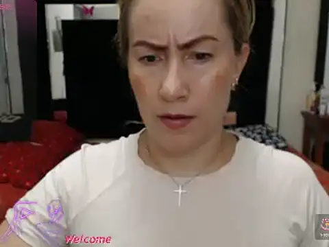 Snapshot of CATRINA-83 chatting on January 29, 2025, 12:01 am CATRINA-83 online show from January 29, 2025, 12:01 am