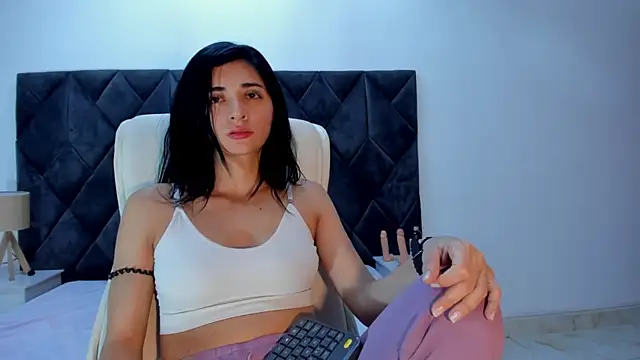 Snapshot of Linisprincehot69 chatting on February 8, 2025, 1:22 am Linisprincehot69 online show from February 8, 2025, 1:22 am