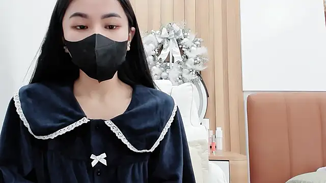 Snapshot of Lita-Julia chatting on January 13, 2025, 3:12 am Lita-Julia online show from January 13, 2025, 3:12 am