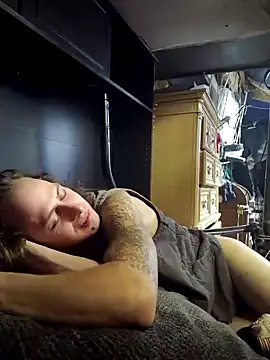 Snapshot of cdressupdiva chatting on December 12, 2024, 5:48 pm cdressupdiva online show from December 12, 2024, 5:48 pm