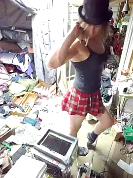 Snapshot of cdressupdiva chatting on January 29, 2025, 6:54 am cdressupdiva online show from January 29, 2025, 6:54 am