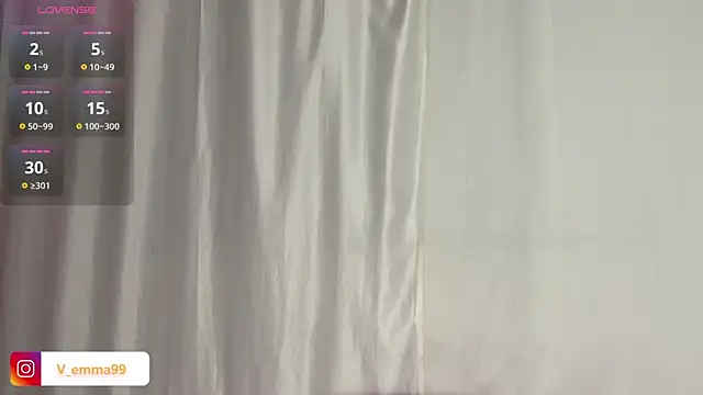 Snapshot of _Emma_Valka chatting on December 19, 2024, 12:02 am  Emma Valka online show from December 19, 2024, 12:02 am