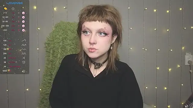 Snapshot of kortny_yo chatting on December 29, 2024, 8:37 pm kortny yo online show from December 29, 2024, 8:37 pm