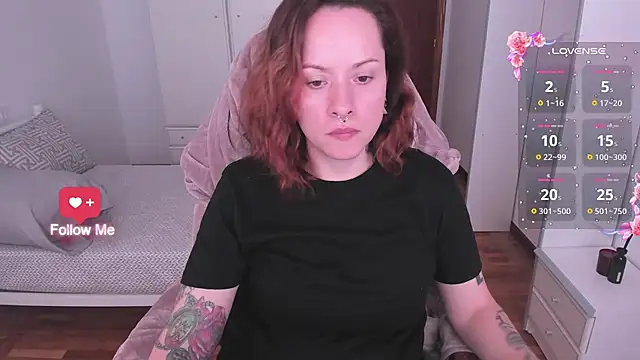Snapshot of Domina_Deivis chatting on October 14, 2025, 11:33 am Domina Deivis online show from October 14, 2025, 11:33 am