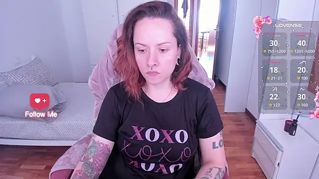 Snapshot of Domina_Deivis chatting on October 15, 2025, 11:21 am Domina Deivis online show from October 15, 2025, 11:21 am