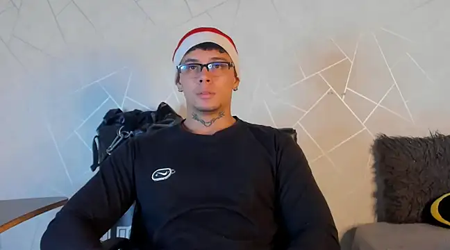 NoahhBrown online show from December 24, 2024, 3:38 am