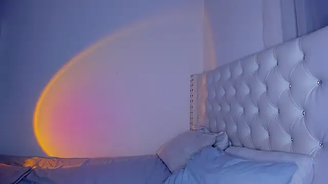 Snapshot of IsabelaVanegas_ chatting on February 9, 2025, 5:08 am IsabelaVanegas  online show from February 9, 2025, 5:08 am