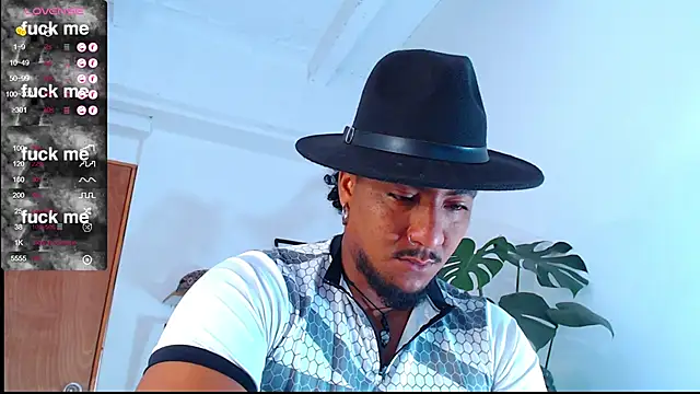 Snapshot of yosoy_enzo2020 chatting on February 25, 2025, 1:17 pm yosoy enzo2020 online show from February 25, 2025, 1:17 pm