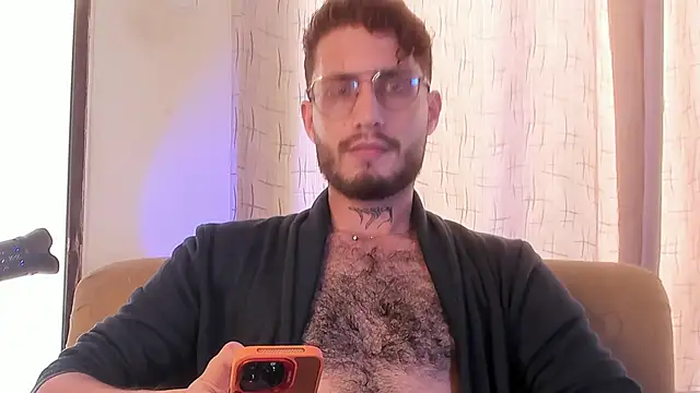 Snapshot of axel_giracr chatting on February 23, 2025, 7:07 pm axel giracr online show from February 23, 2025, 7:07 pm