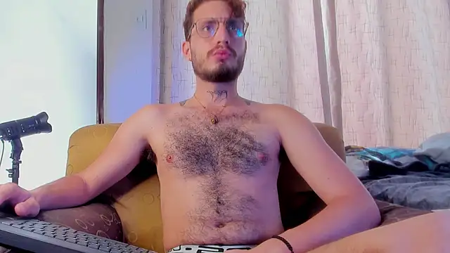 Snapshot of axel_giracr chatting on March 13, 2025, 7:17 pm axel giracr online show from March 13, 2025, 7:17 pm