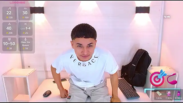 Snapshot of jeic_18 chatting on September 15, 2025, 12:16 pm jeic 18 online show from September 15, 2025, 12:16 pm