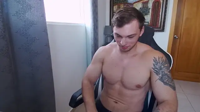 Snapshot of YourHotGreg chatting on September 28, 2025, 4:45 pm YourHotGreg online show from September 28, 2025, 4:45 pm