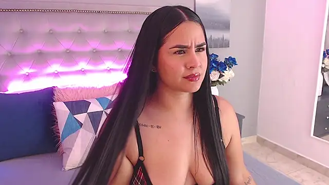 Snapshot of KattyPortman chatting on December 3, 2024, 4:14 am KattyPortman online show from December 3, 2024, 4:14 am