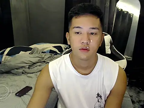 Snapshot of xgregor07 chatting on October 3, 2025, 11:29 am xgregor07 online show from October 3, 2025, 11:29 am