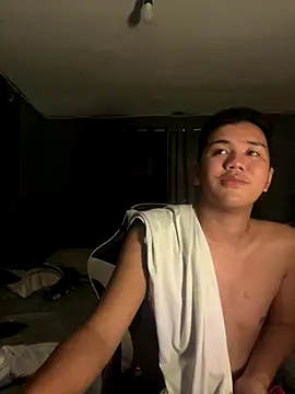 Snapshot of xgregor07 chatting on October 8, 2025, 1:09 pm xgregor07 online show from October 8, 2025, 1:09 pm