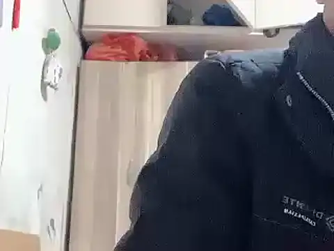 Snapshot of Beijing2000 chatting on December 8, 2024, 9:24 am Beijing2000 online show from December 8, 2024, 9:24 am