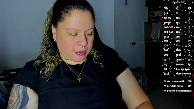 Snapshot of mariana_maze chatting on December 21, 2024, 10:17 am mariana maze online show from December 21, 2024, 10:17 am