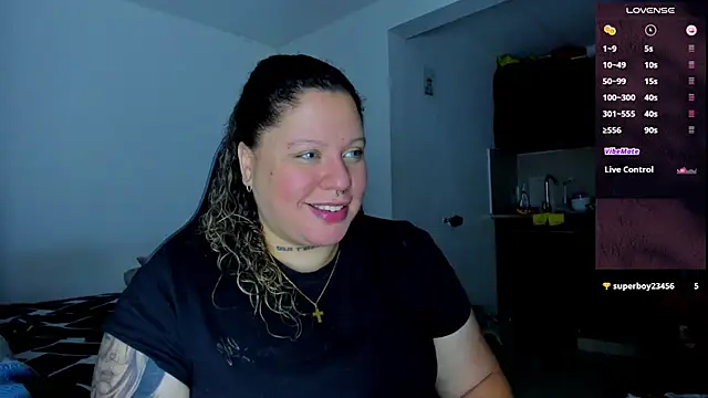 Snapshot of mariana_maze chatting on December 28, 2024, 5:33 am mariana maze online show from December 28, 2024, 5:33 am