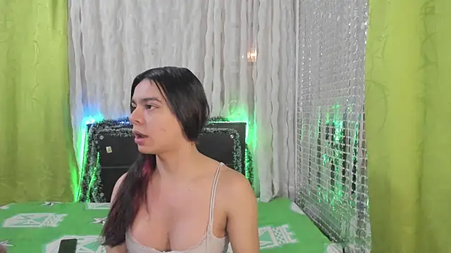 Snapshot of Megan_Miles02 chatting on December 27, 2024, 11:10 pm Megan Miles02 online show from December 27, 2024, 11:10 pm